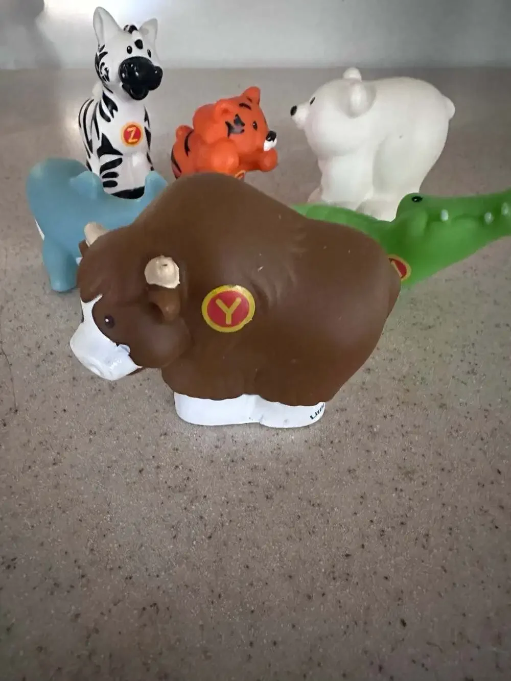 Fisher-Price Little People A to Z Zoo Alphabet Animal Figure Lot of 5